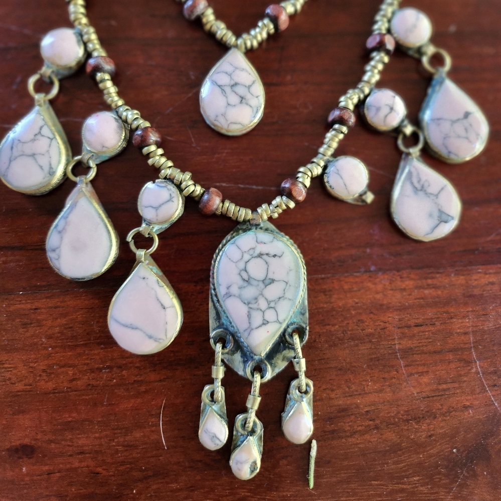 Beautiful authentic stone. - Picture 2 of 3